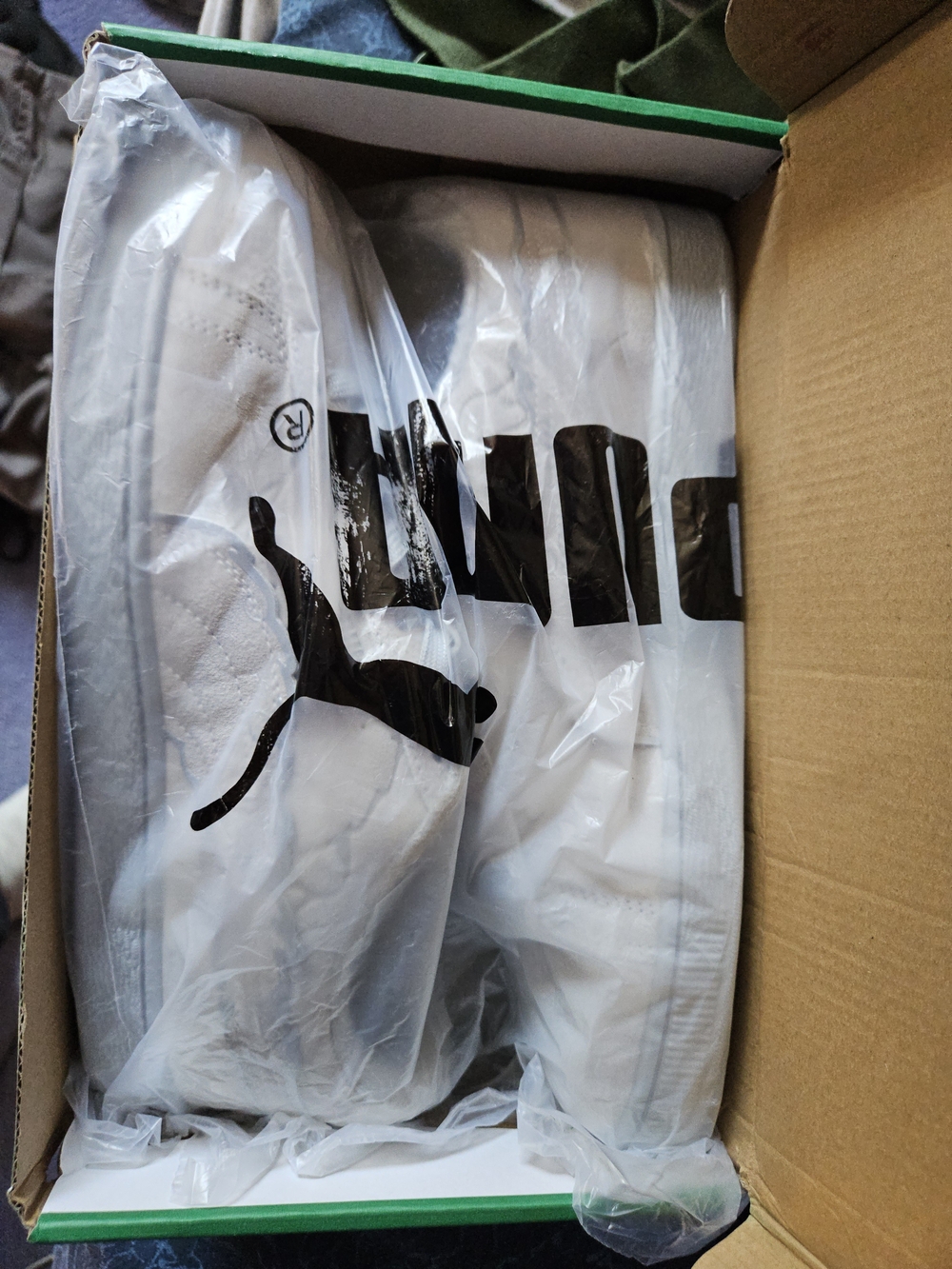 Size 11.5 - One Piece x Puma Suede Gear 5 Luffy - Picture 8 of 8